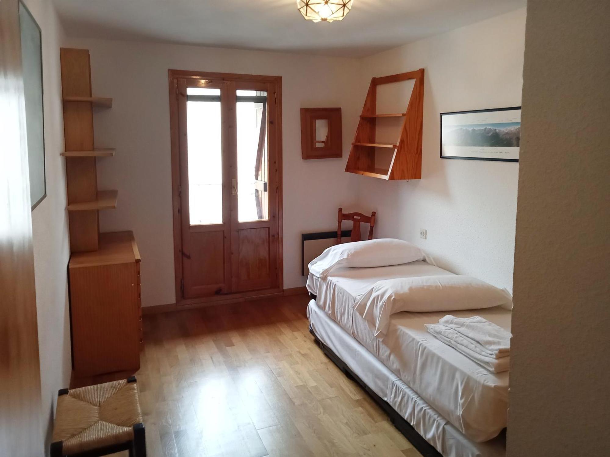 Apartamentos Valle De Tena - Biescas 3000 Kültér fotó