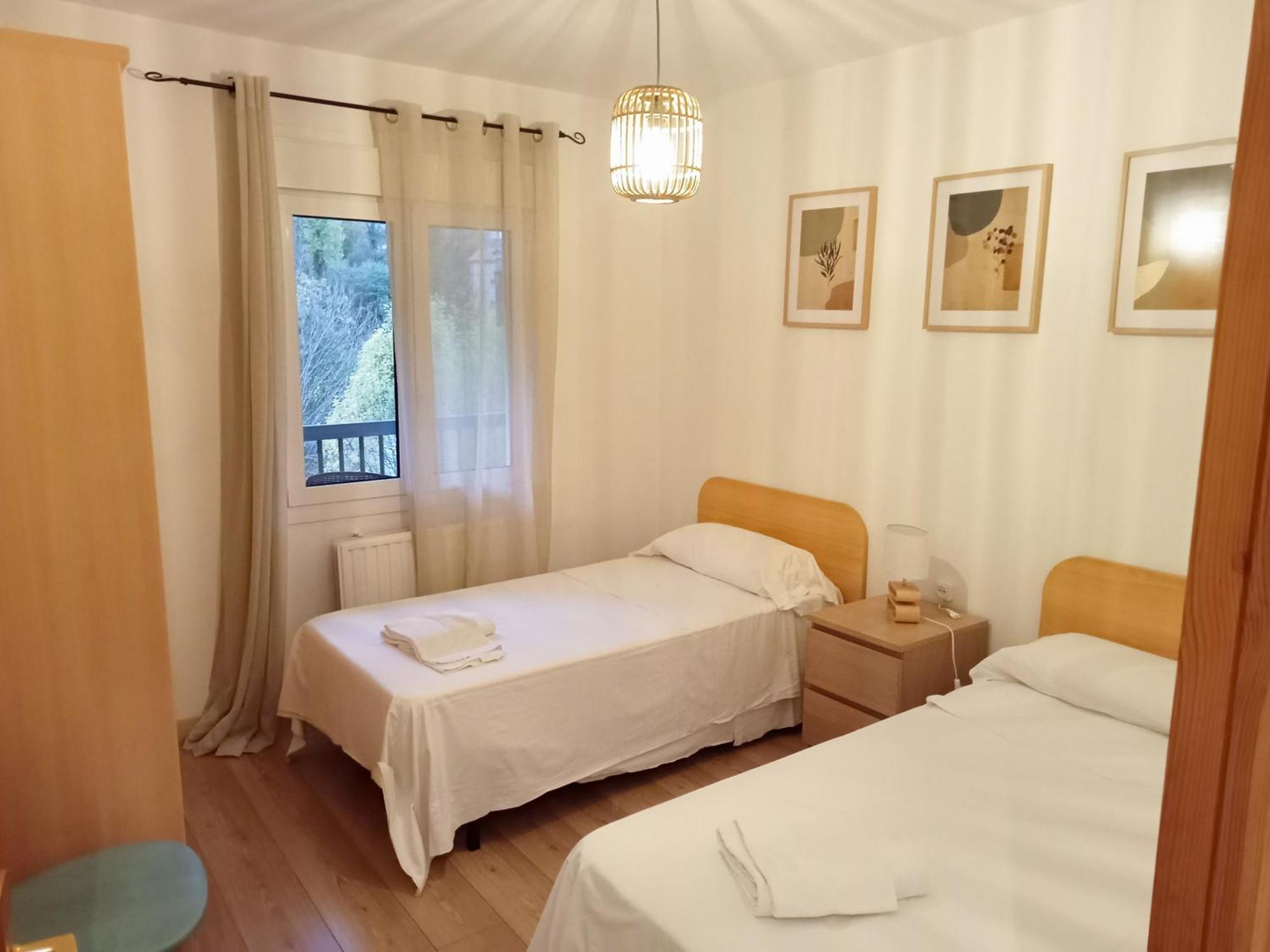Apartamentos Valle De Tena - Biescas 3000 Kültér fotó