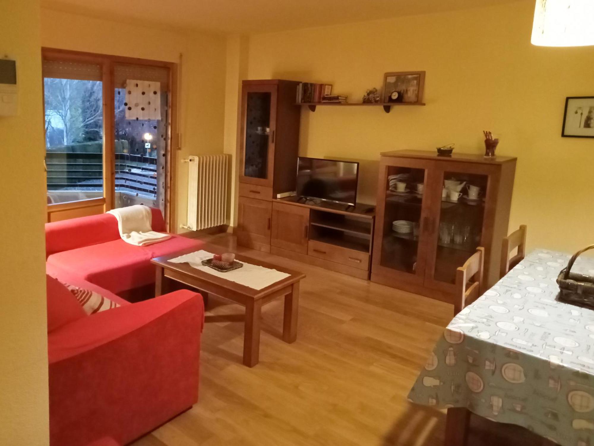 Apartamentos Valle De Tena - Biescas 3000 Kültér fotó