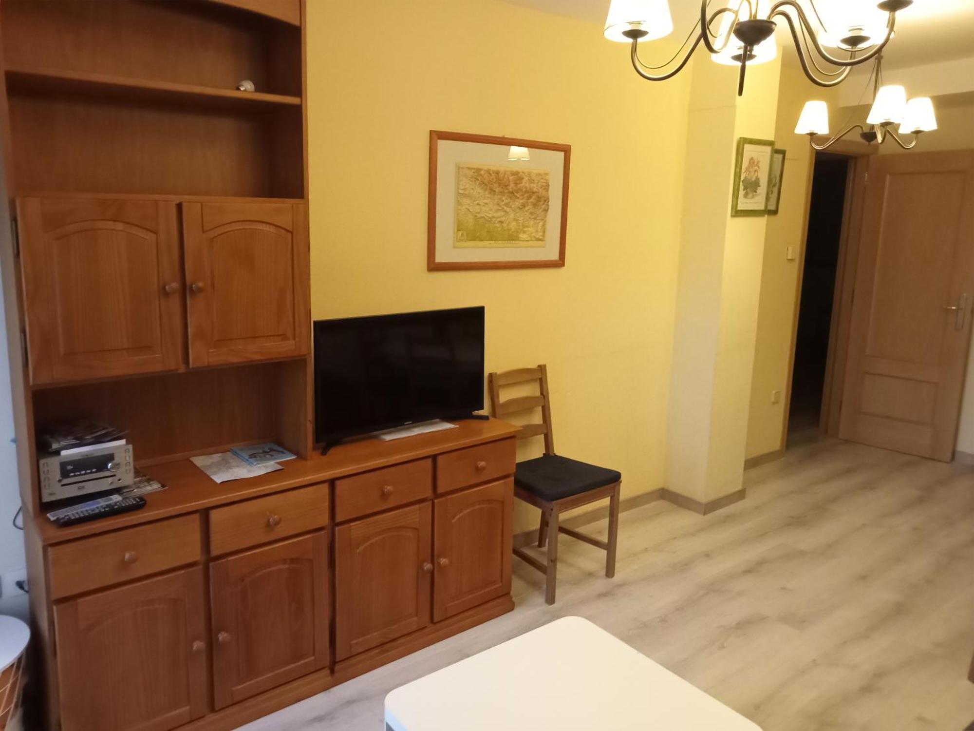 Apartamentos Valle De Tena - Biescas 3000 Kültér fotó