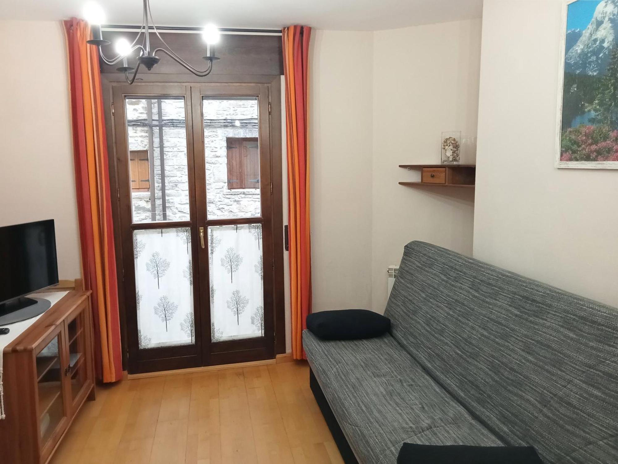 Apartamentos Valle De Tena - Biescas 3000 Kültér fotó